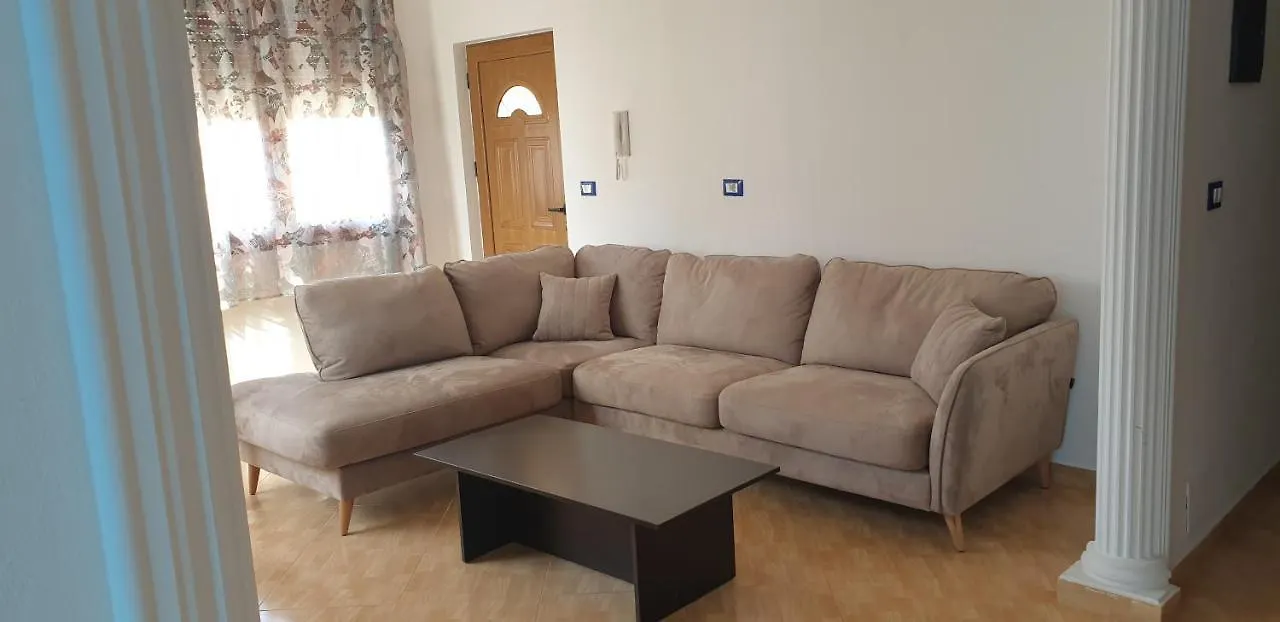 Apartament Zenuni Lägenhet Vlorë